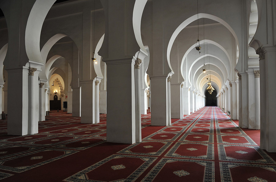 The great mosque of the Koutoubia, built in 1120 under the Almoravid dynasty, completed in 1162 under the sultan Abu Yusuf Yaqub Al-Mansur