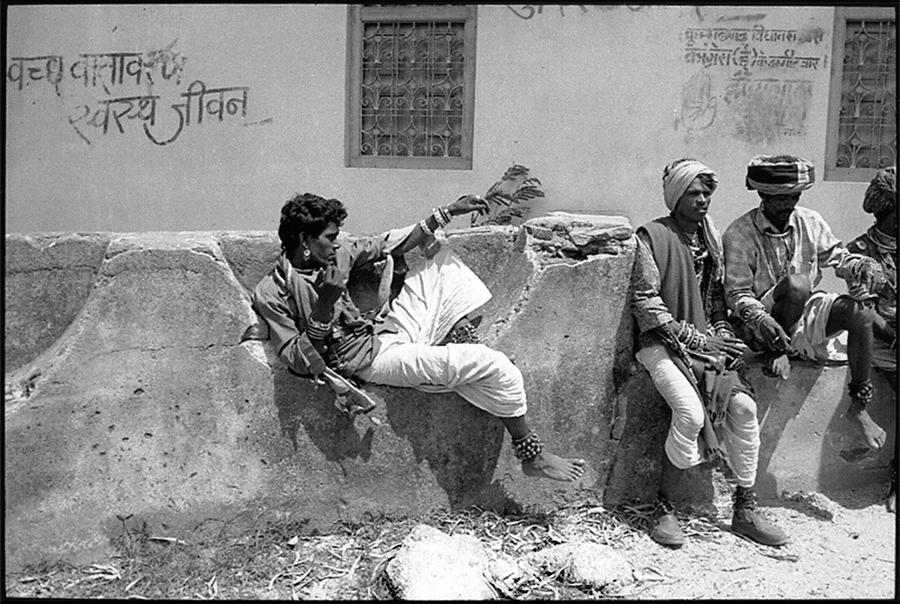 Tribal peasants, Khumbalgarh, Rajasthan, 2001