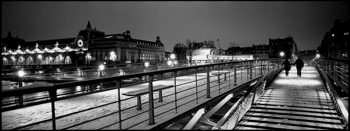 Passerelle Solferino and Musée d’Orsay, 2005