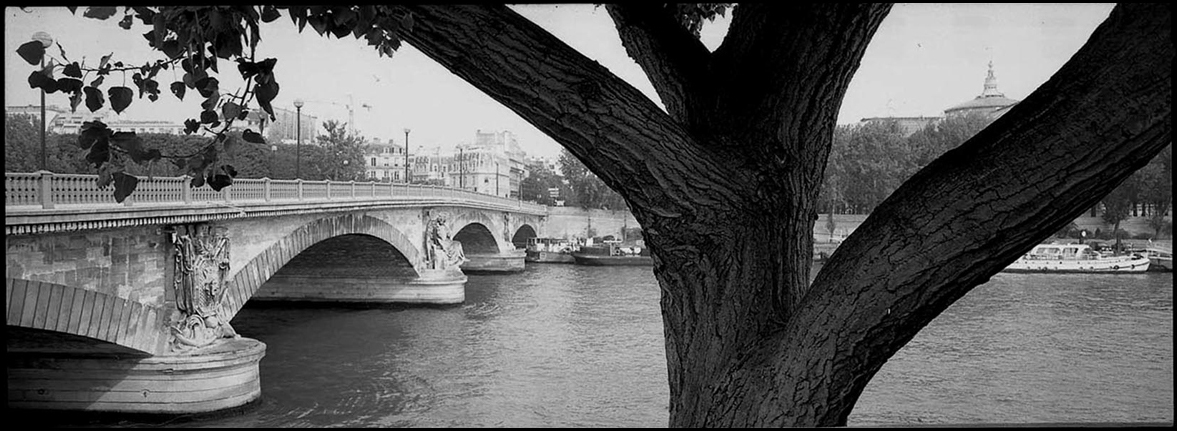 Pont des Invalides taken from Quai d’Orsay, 2002