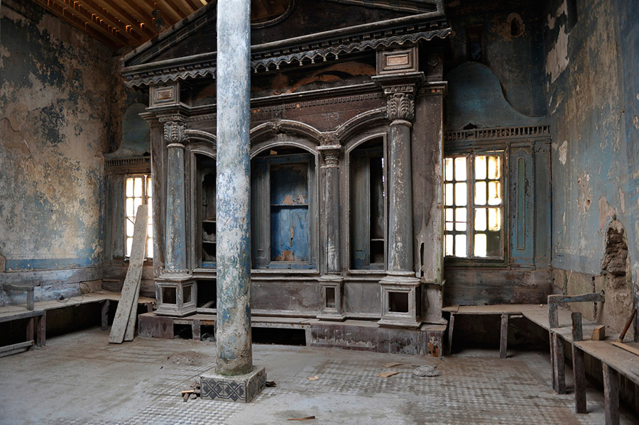 Built in the 1850s, the Slat Lkahal synagogue is under restauration Its Baroque style altar was imported from Livorno, Italy, home of a prosperous Jewish community, Essaouira, 2012