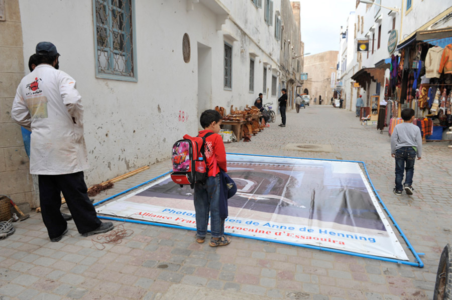 Installation of the show at Alliance Franco-Marocaine, Essaouira, 2012