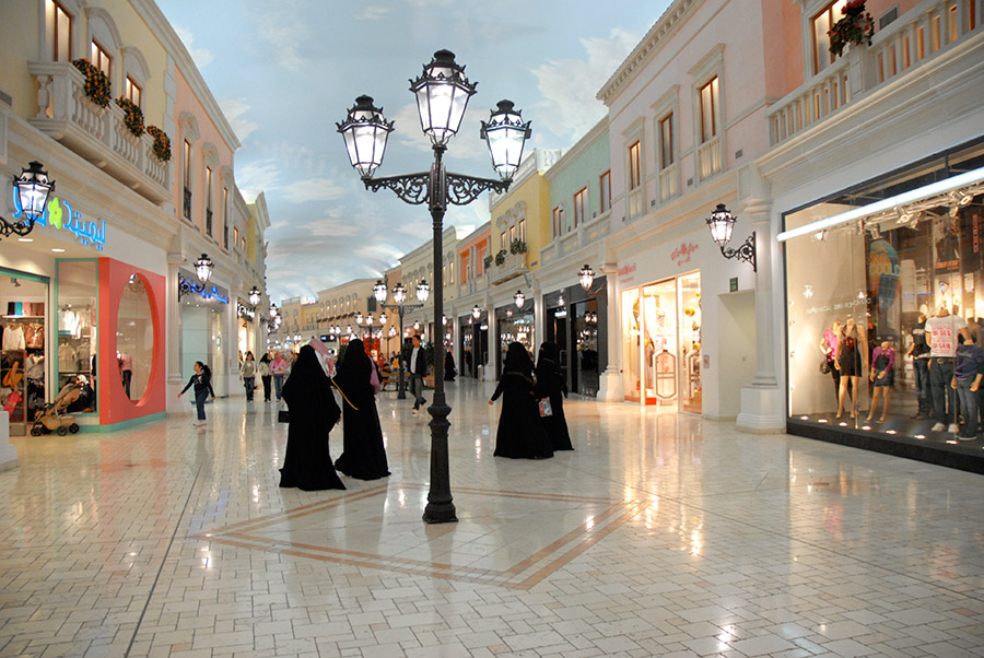 Villagio shopping mall, Doha, Qatar, 2007