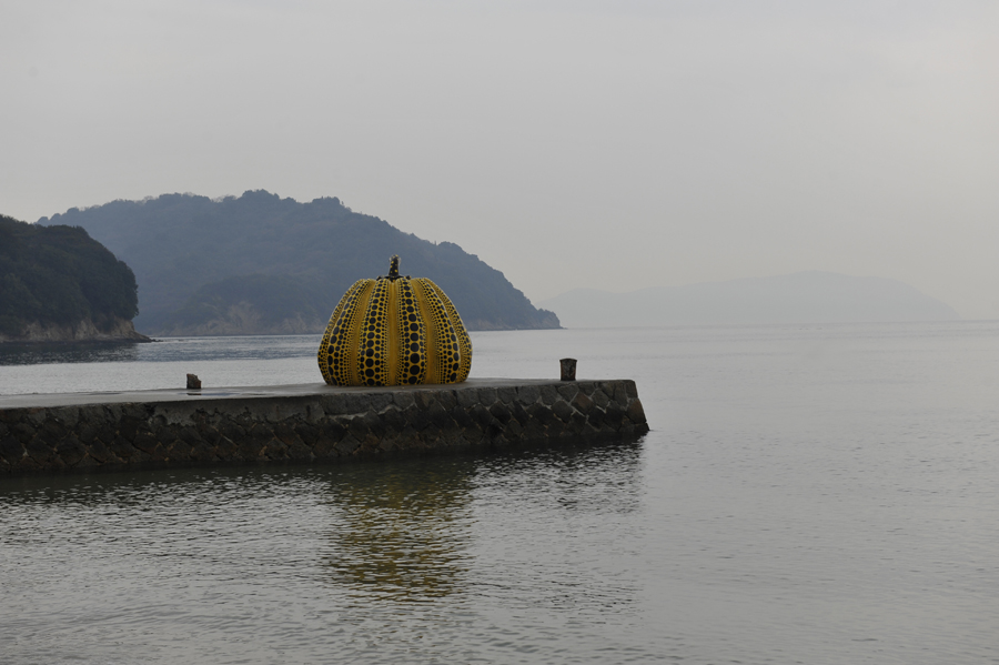 Yayoi Kusama pumpkin, Benesse Foundation, Naoshima, Japan, 2015jpg